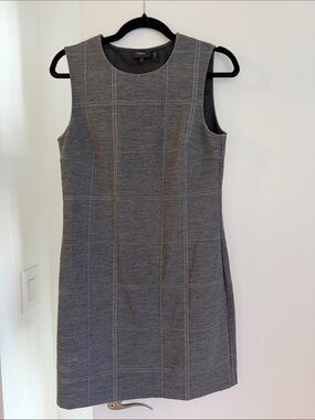 Theory Gray Sleeveless Shift Dress